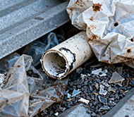 Dirty plastic trimmings and scraps